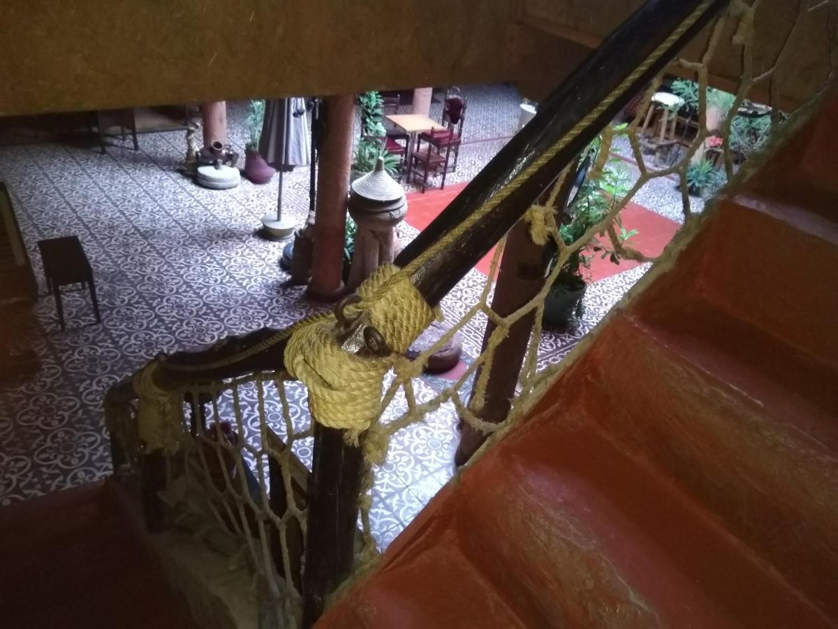 Riad Asrir Tiznit Bagian luar foto