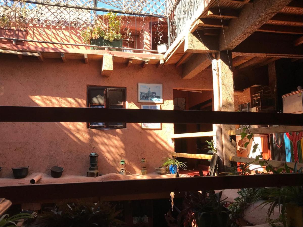 Riad Asrir Tiznit Bagian luar foto