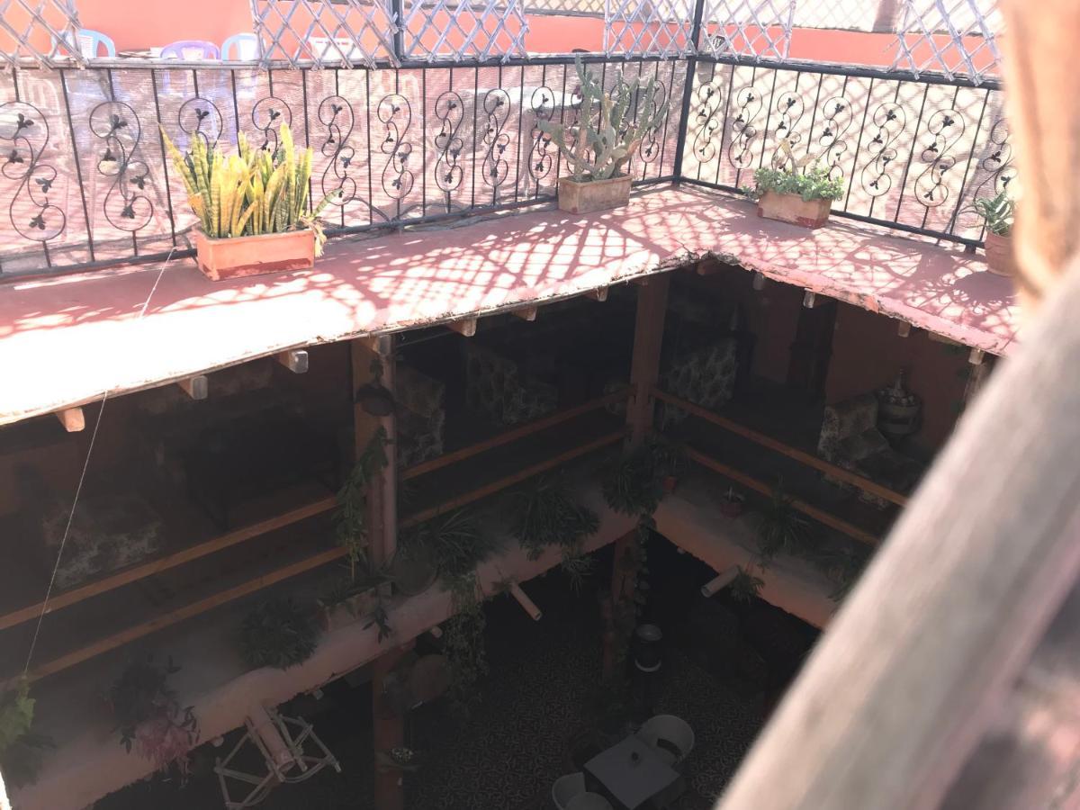 Riad Asrir Tiznit Bagian luar foto